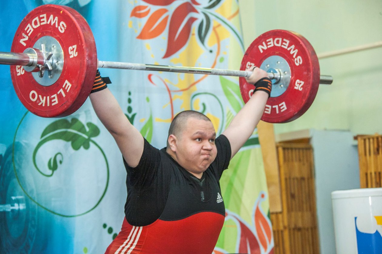 123 килограмма над головой