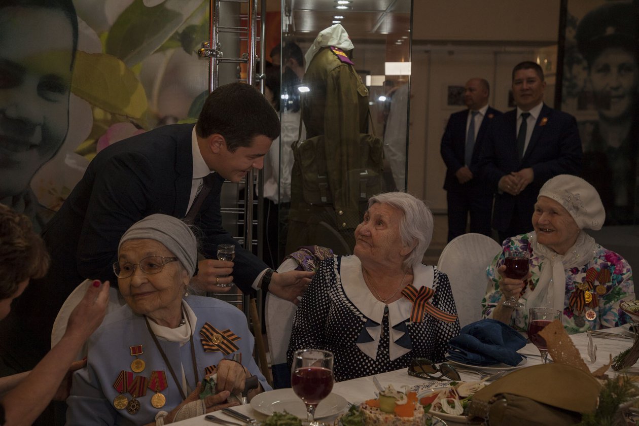Вы для нас пример мужества