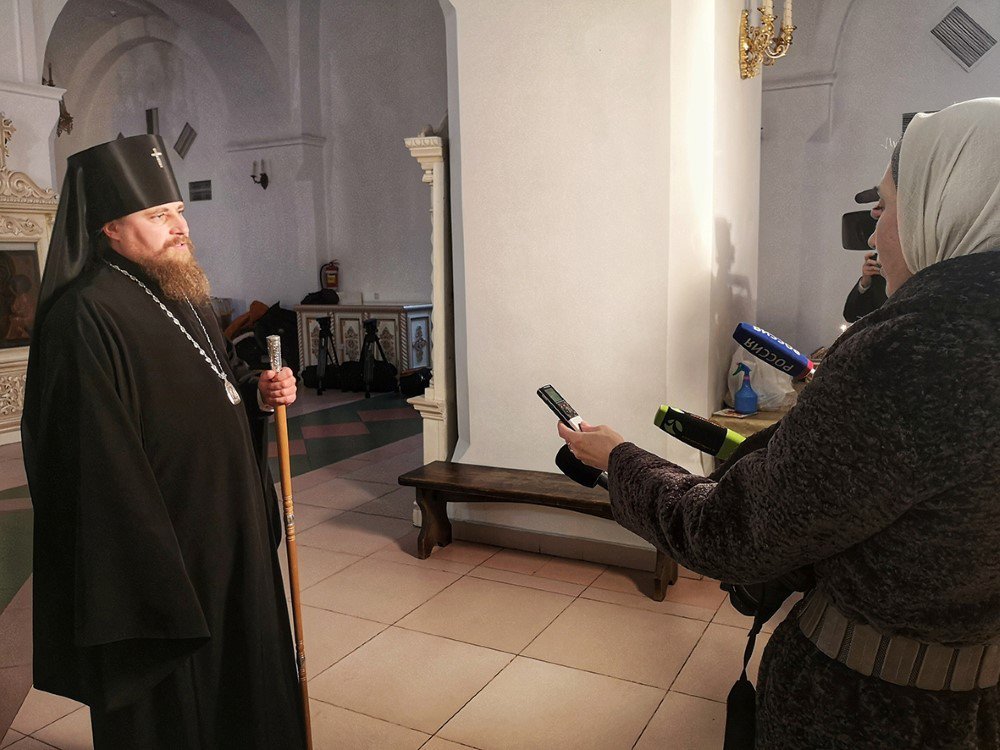 Прикоснуться к святыне