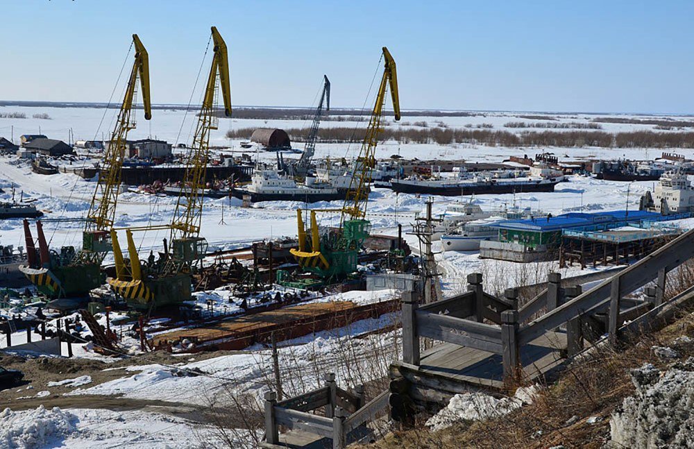 От пристани до большегрузных кранов