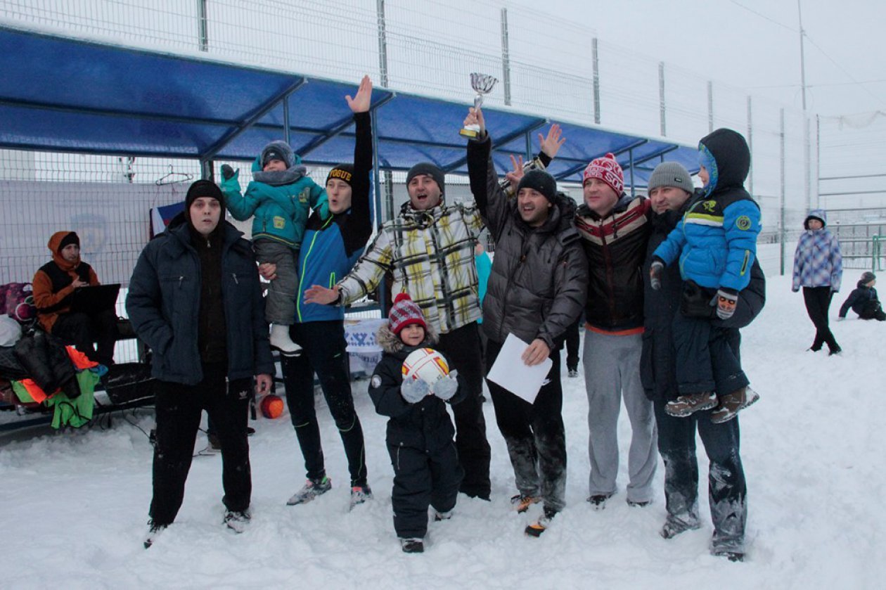 Точный пас в… сугроб