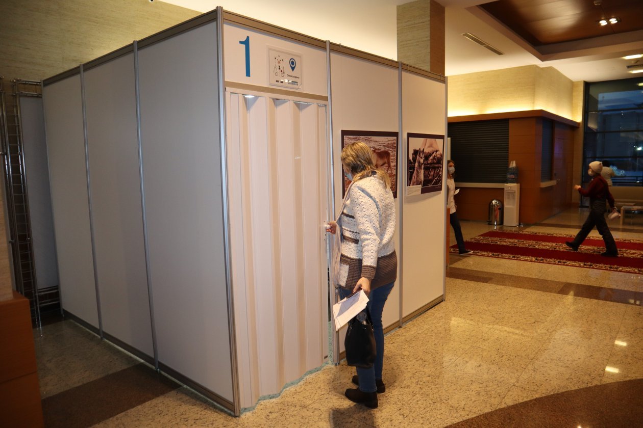 Полмиллилитра вакцины 