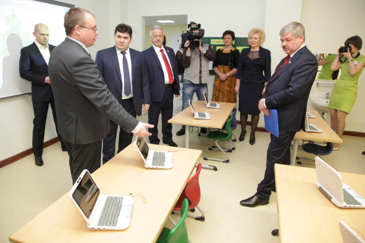 По ступенькам сентябрей...