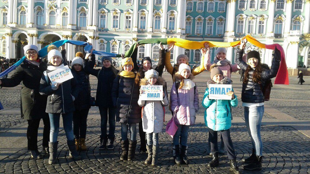 Дети едут в Петербург