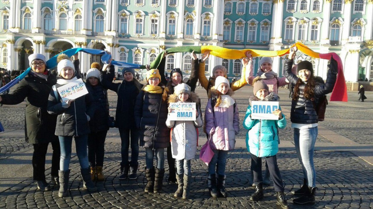 Дети едут в Петербург