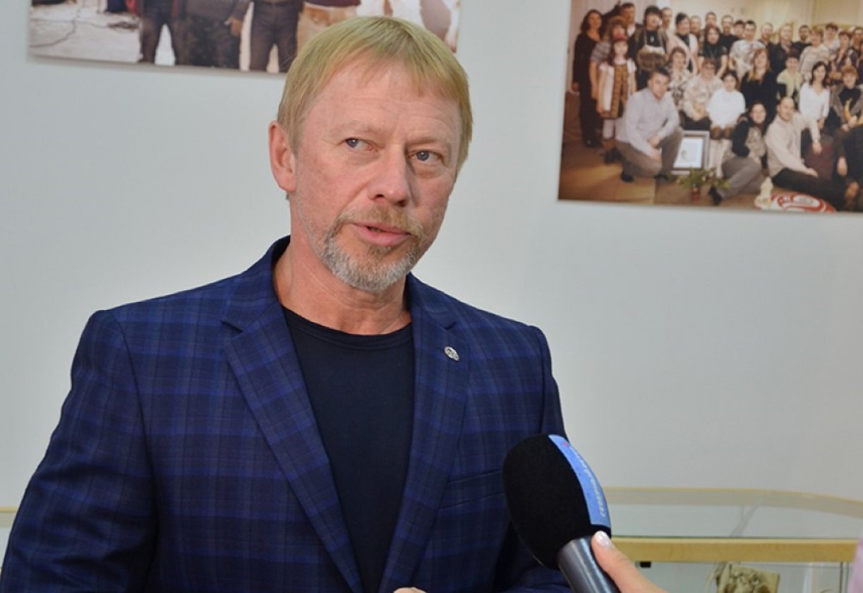 Мастер художественной кости