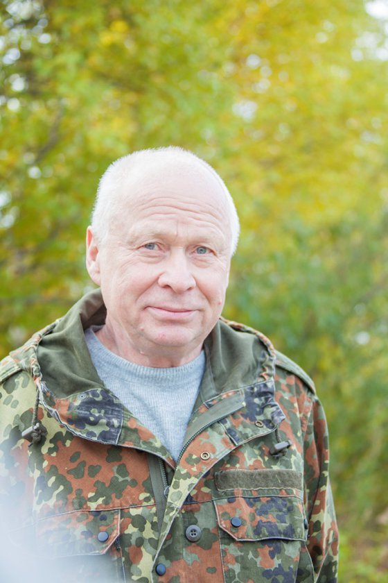Вдоль железной дороги