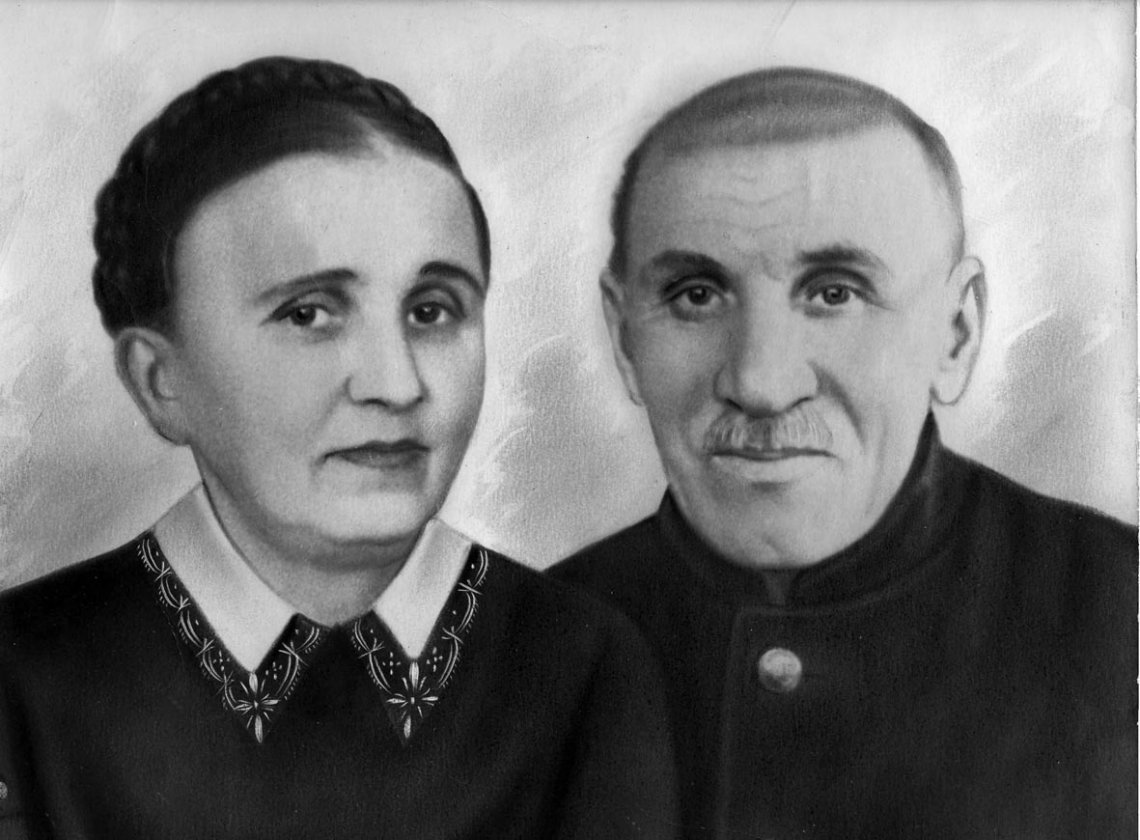 Портрет семьи в интерьере эпохи. Первая мировая война перемешала судьбы и жизни конкретных людей