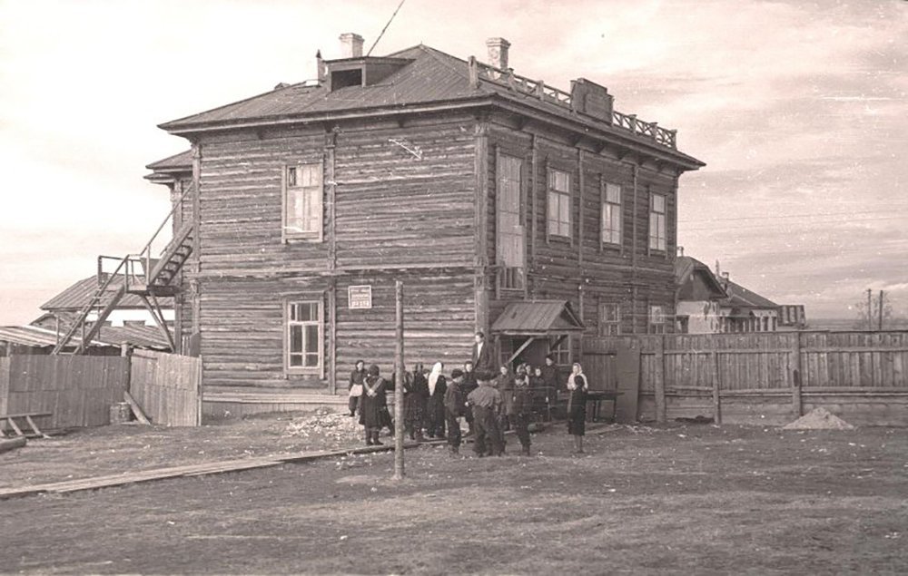 От фельдшерско-акушерской школы до медучилища