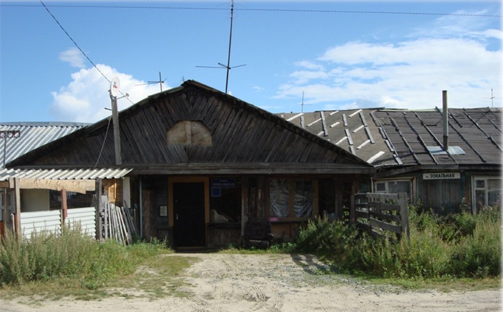И нет уж Царской улицы
