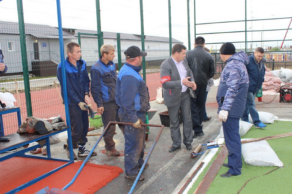 А у нас во дворе…