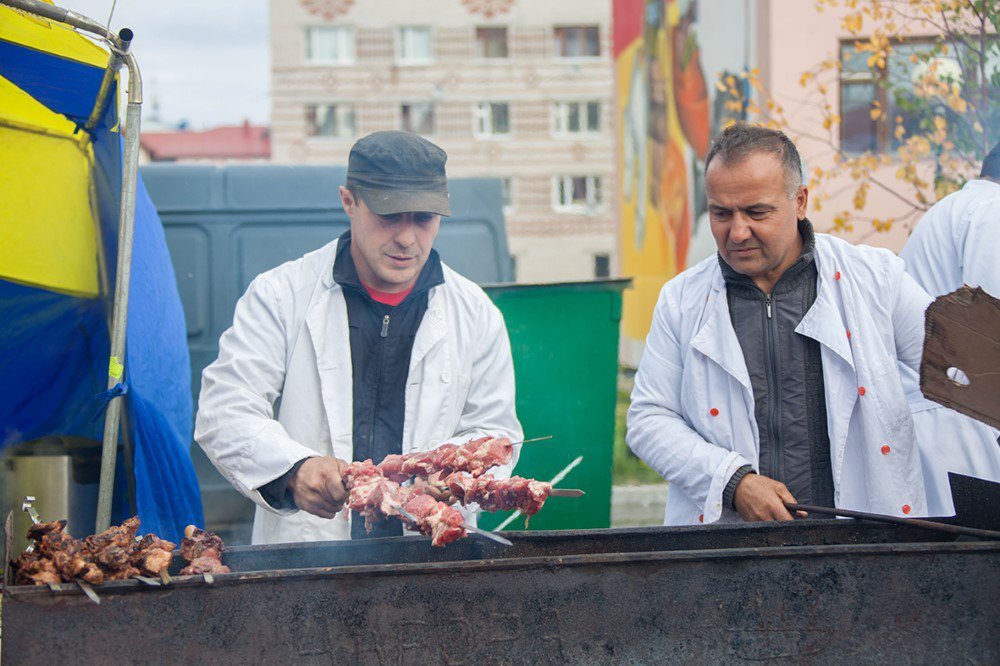 Ты дорог нам и вечно молод!