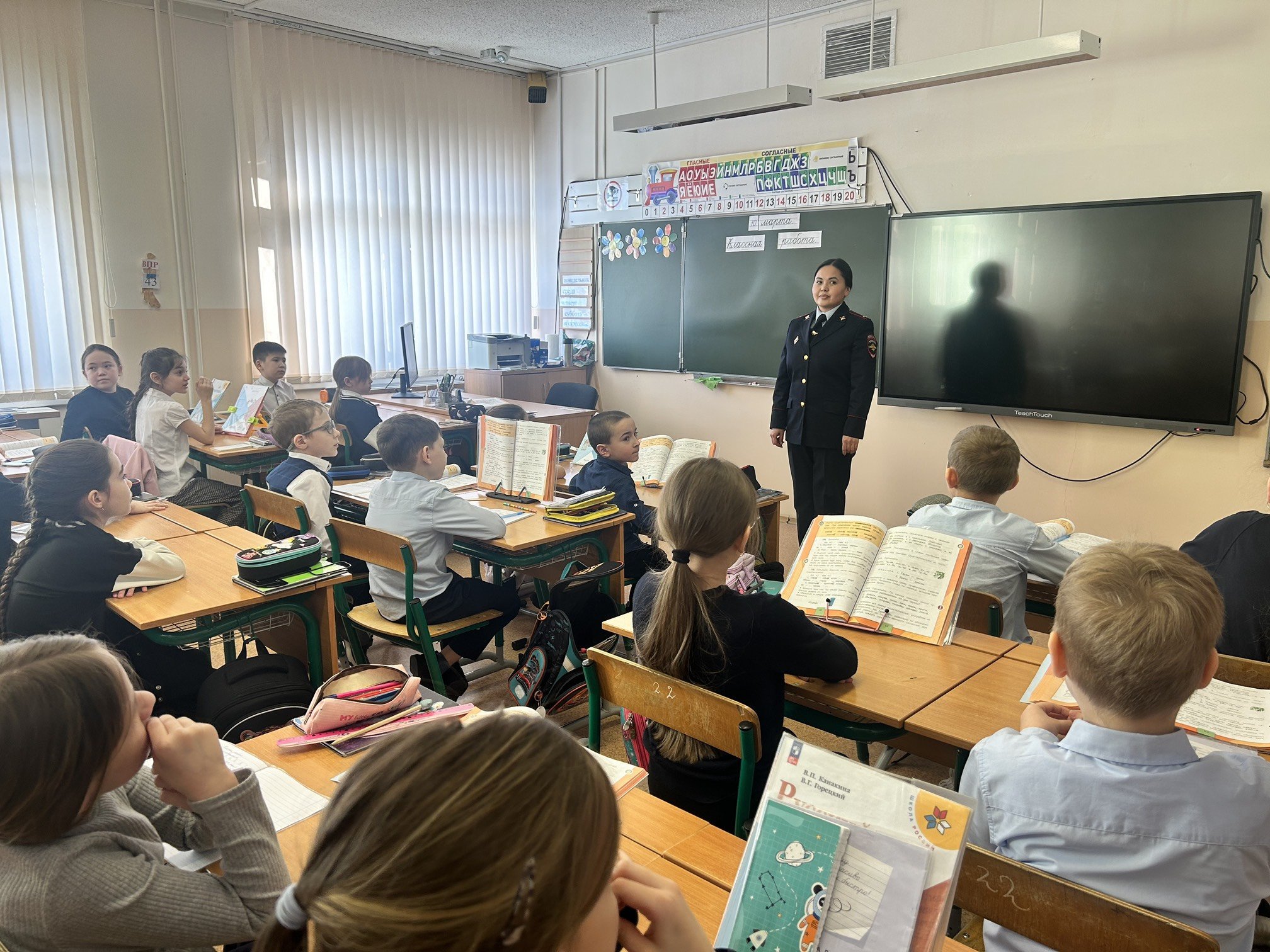 Один день с инспектором по делам несовершеннолетних