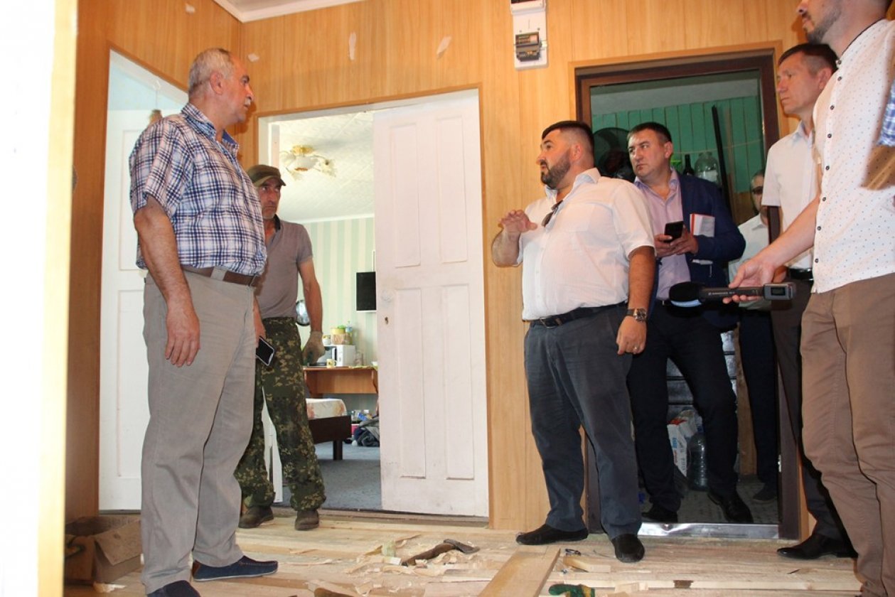 Останется только мебель расставить